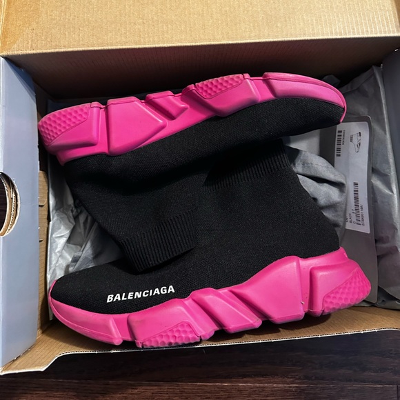 Balenciaga Speed Sneaker - Picture 5 of 6